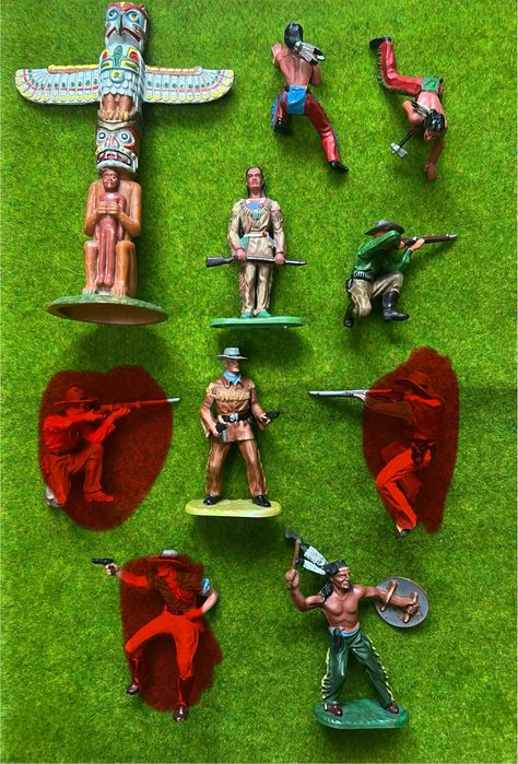 Фігурки Elastolin