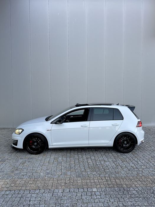 VW golf 7 Gti ( Trato de credito )