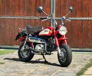 Honda Monkey Z50
