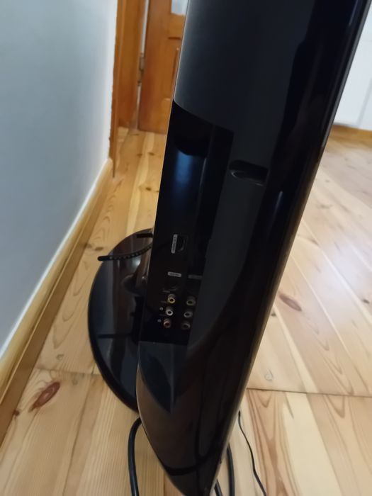 Telewizor 37 cale