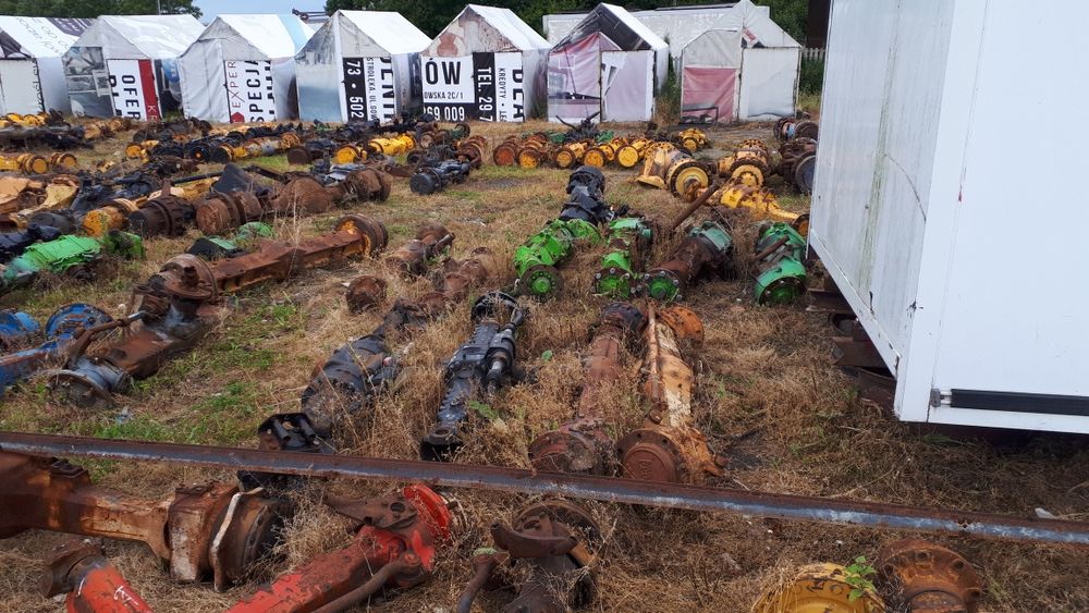 Mosty części do ładowarek koparek ciągników rolniczych