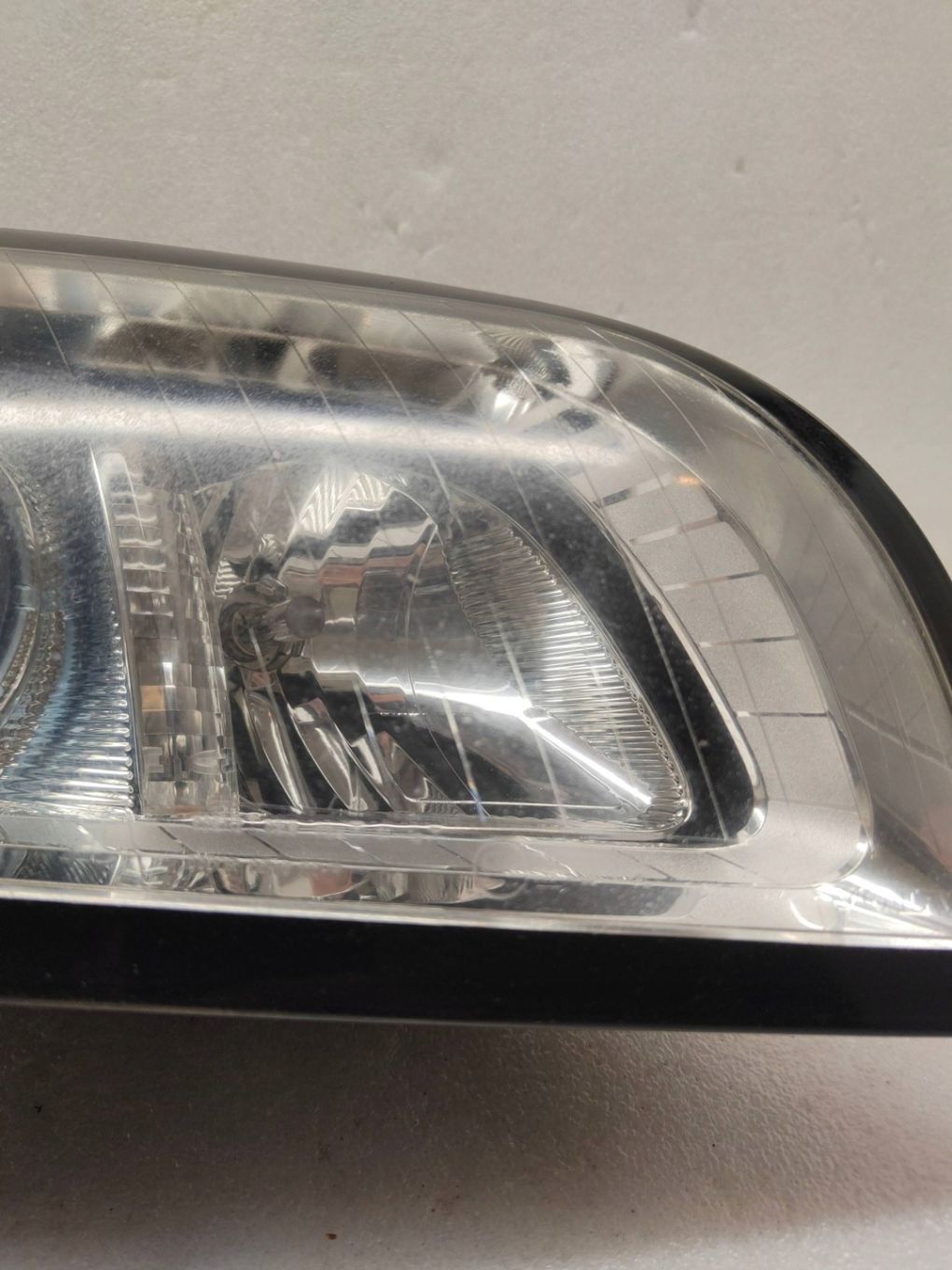 VOLVO S40 V50 LIFT XENON Przód strona prawa 31265699