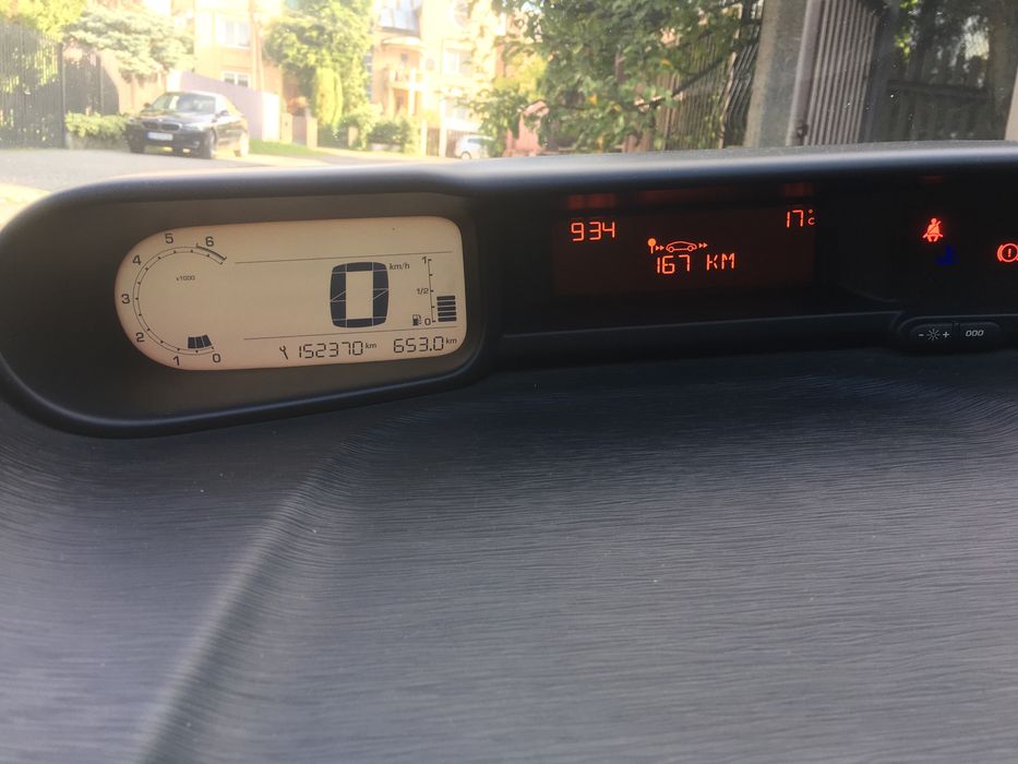 Citroen C3 Picasso 2013 1.4 газ/бензин економний
