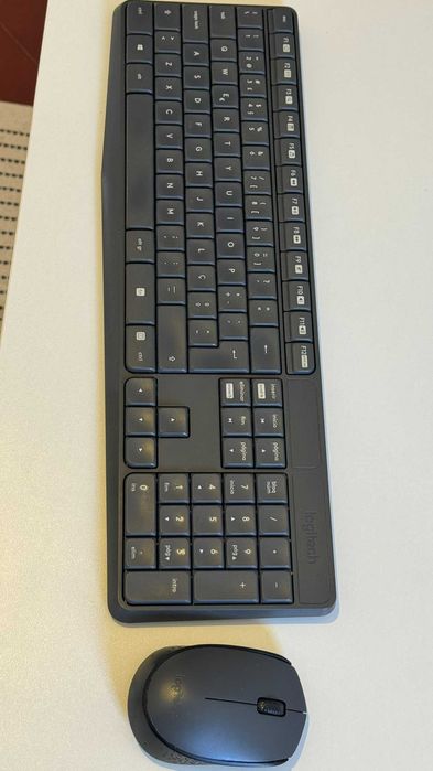 Teclado + Rato Logitech Wireless USB