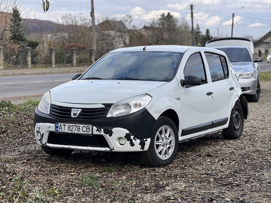 Dacia після невеликого ДТП