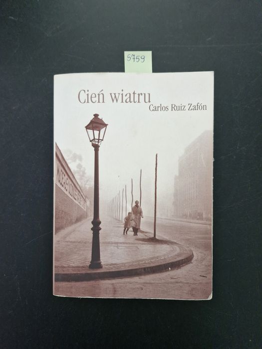 5759. "Cień wiatru" Carlos Ruiz Zafon
