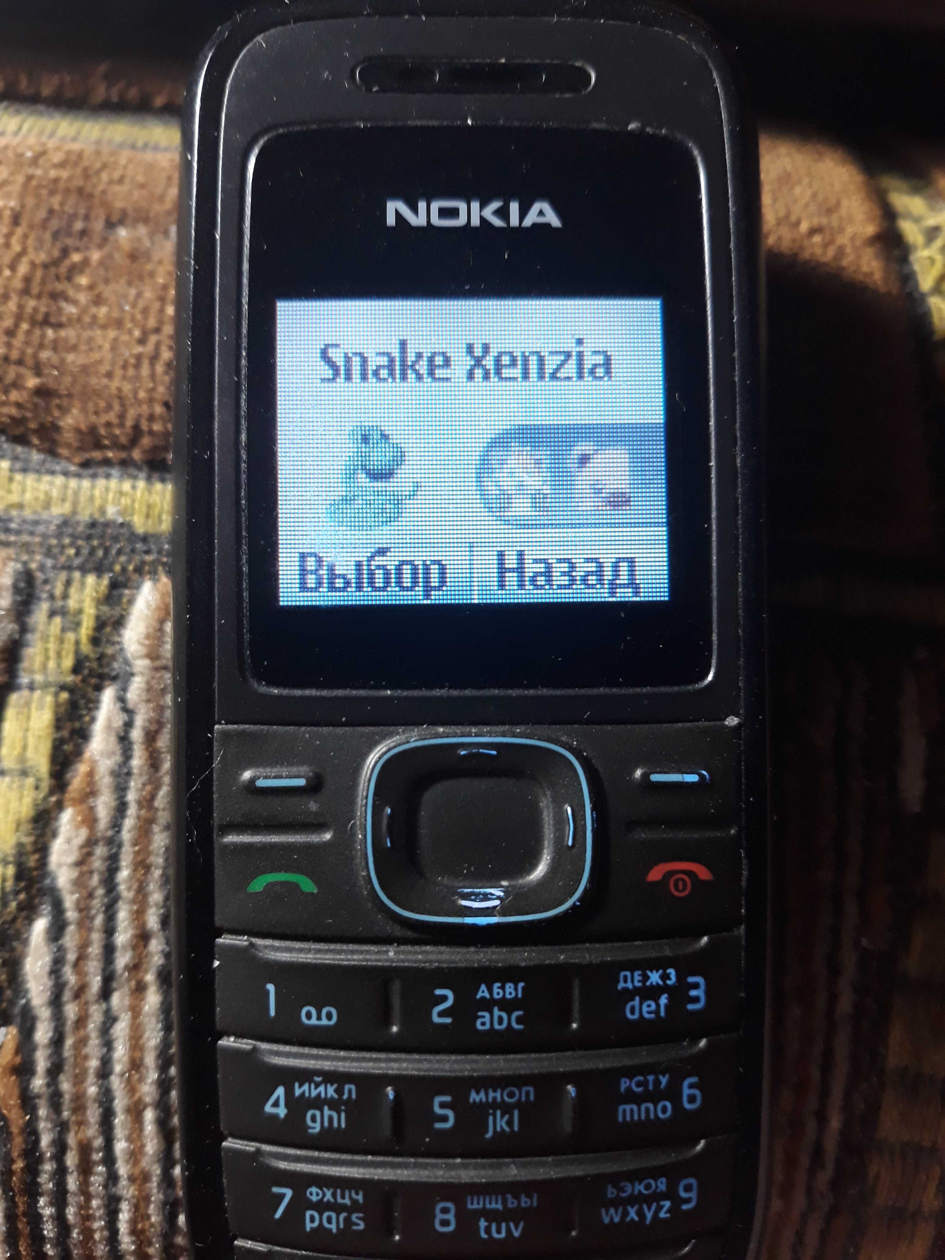 Мобильник Nokia 1208