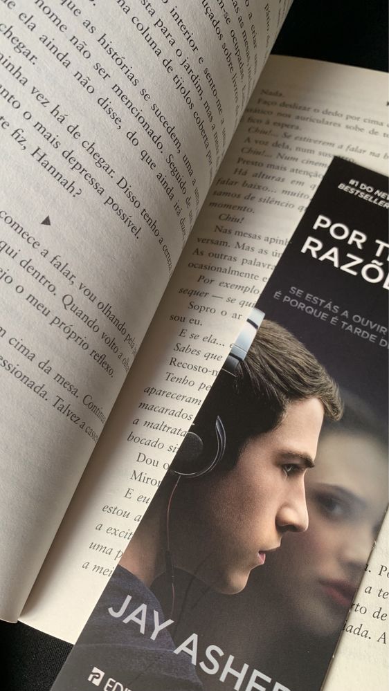 Livro “Por treze Razões”