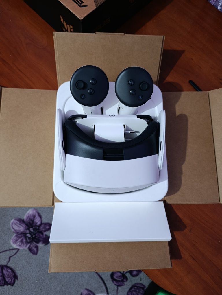 Oculus Quest 3S 256ГБ