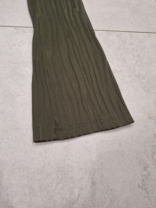 Spodnie dzwony Jessica C&A