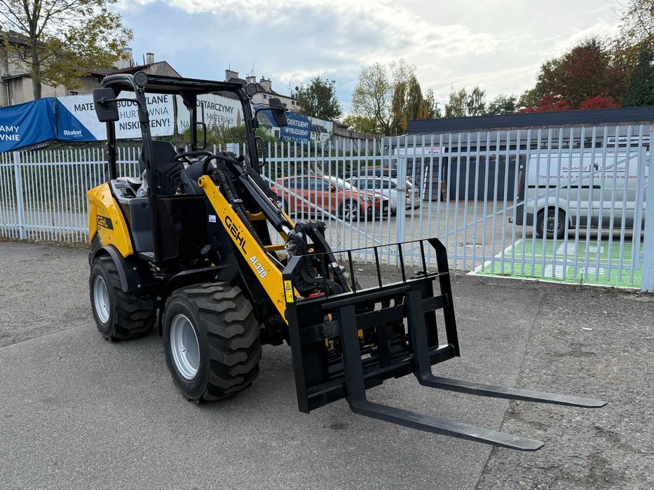 Ładowarka przegubowa GEHL AL330 - 2.1 tony - NOWA!