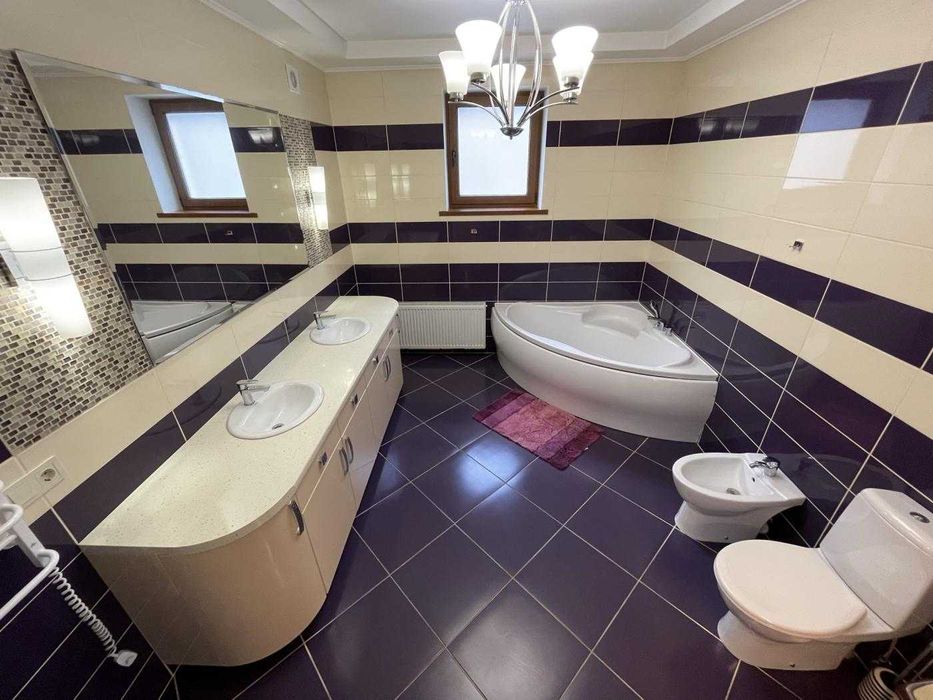 Аренда ХОЗЯЙСКОГО дома в Совиньоне-1 . Гараж.