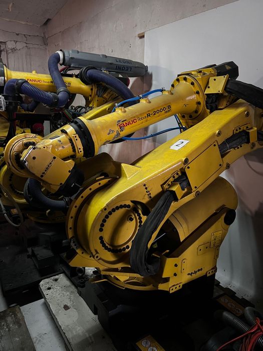 Robot przemysłowy Fanuc R2000iB 165F