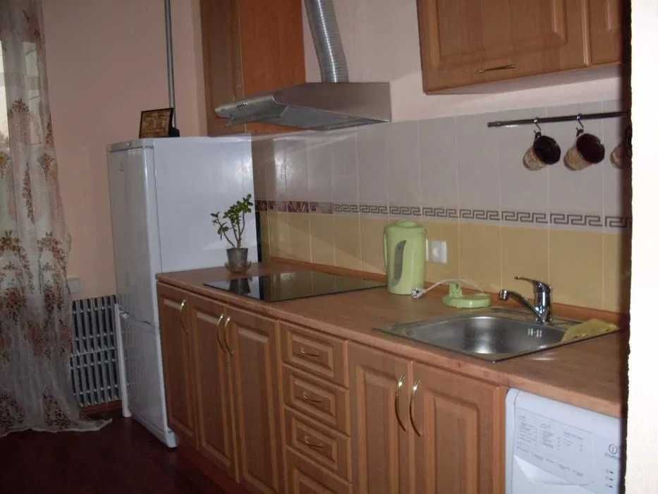 Продам 4к кв.93 м пров. Пластический ,10, Холодная Гора, парк Юность