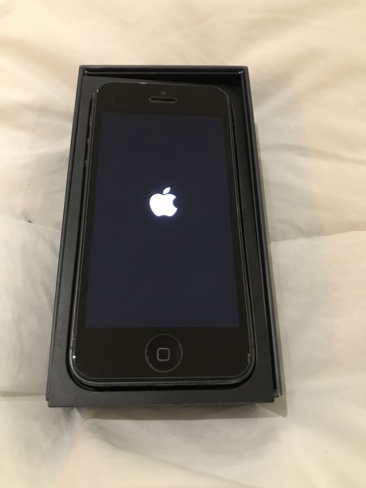 **Iphone 5 Preto**