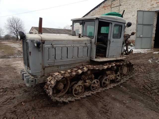 Трактор гусеничний ХТЗ Т-74