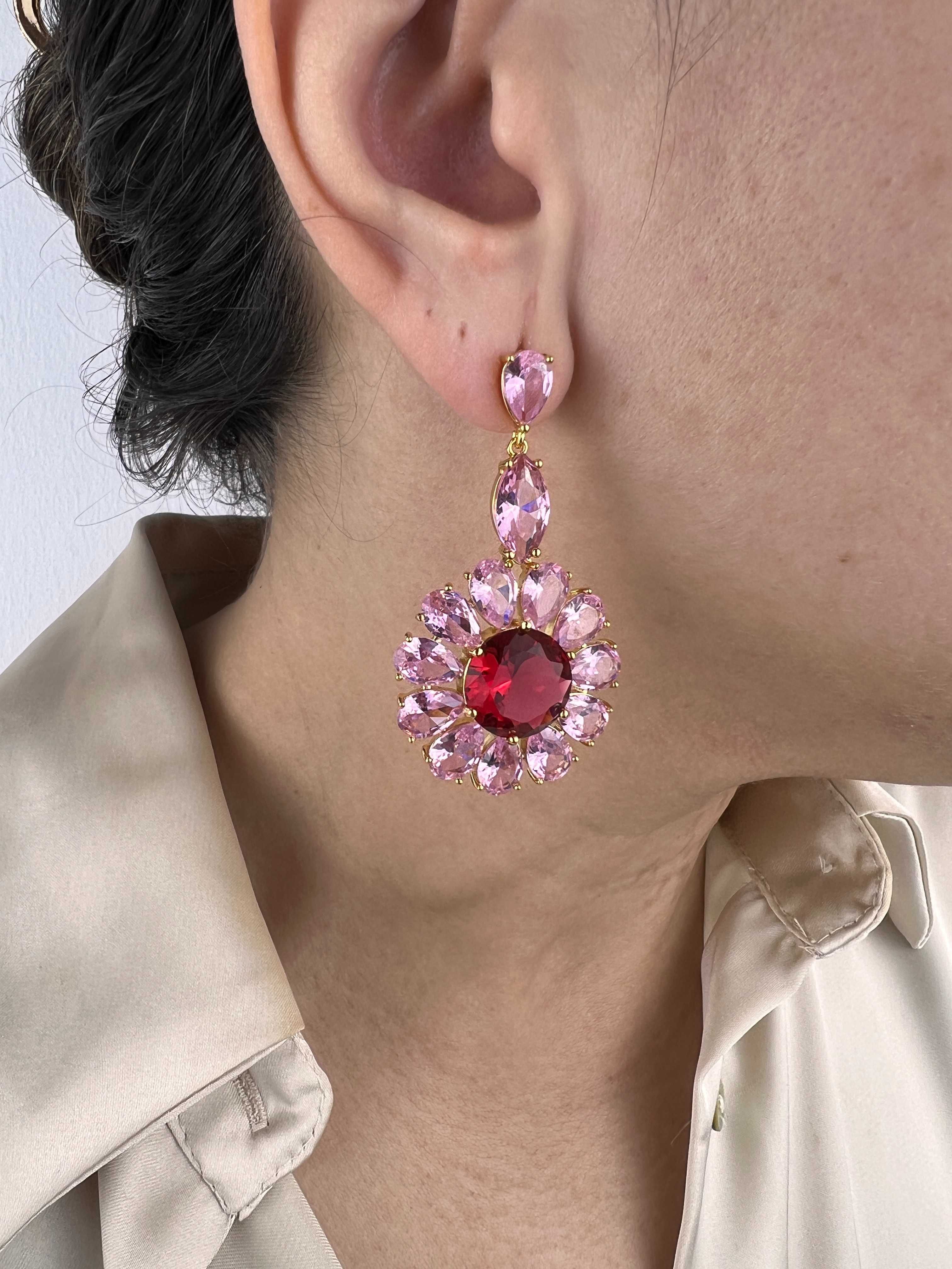 Brinco Ícone de Estilo: Um Toque de Glamour para Seu Visual