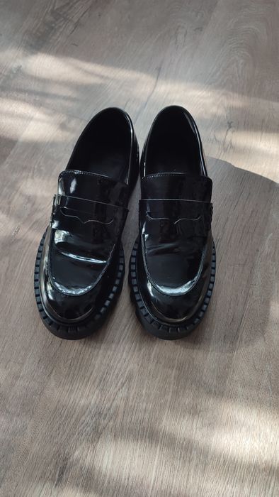 Лофери HM, туфлі