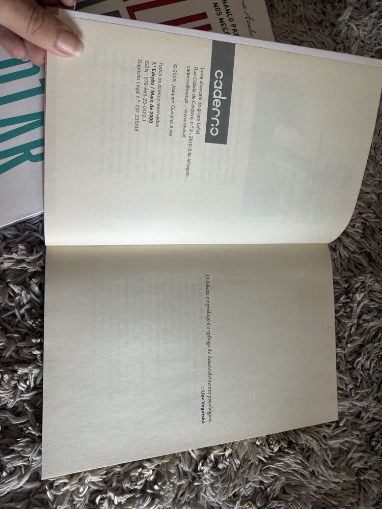 Livro “vai valer a pena” - Quintino Aires