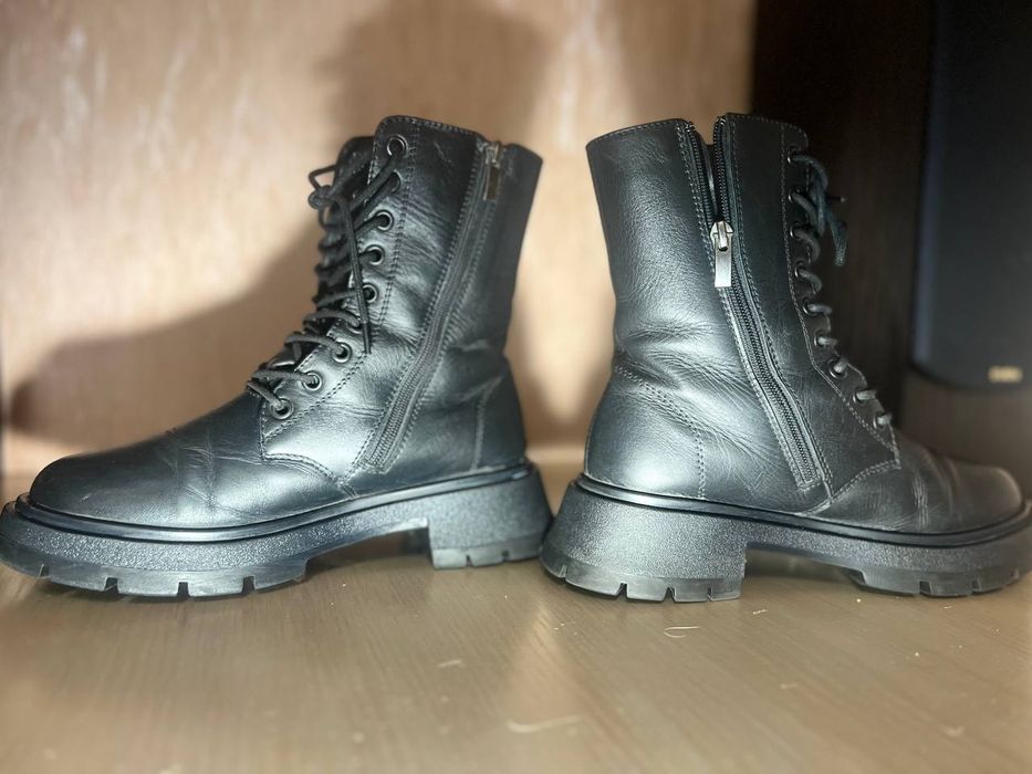 Зимові черевики 37й розмір