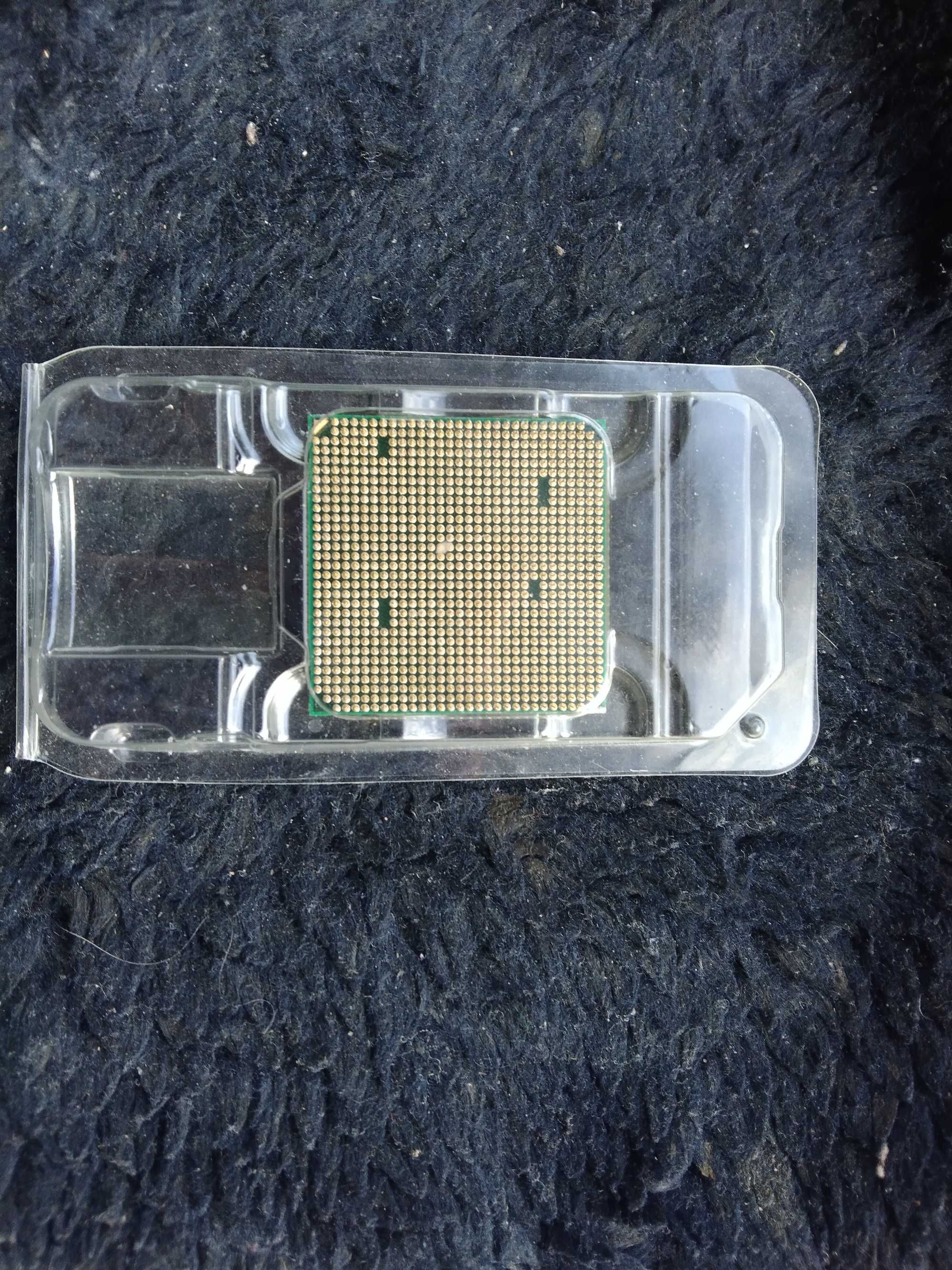 Процессор AMD Athlon IIx4 605e