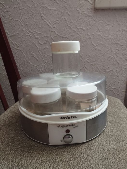 Йогуртниця електрична