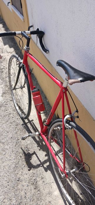 Bicicleta de estrada antiga