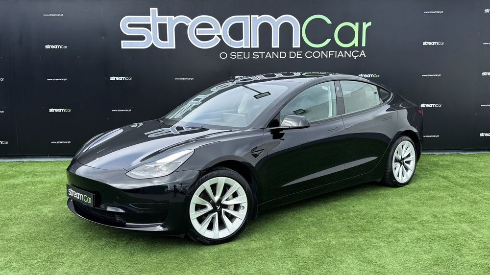 Tesla Model 3 Standard Range Plus RWD