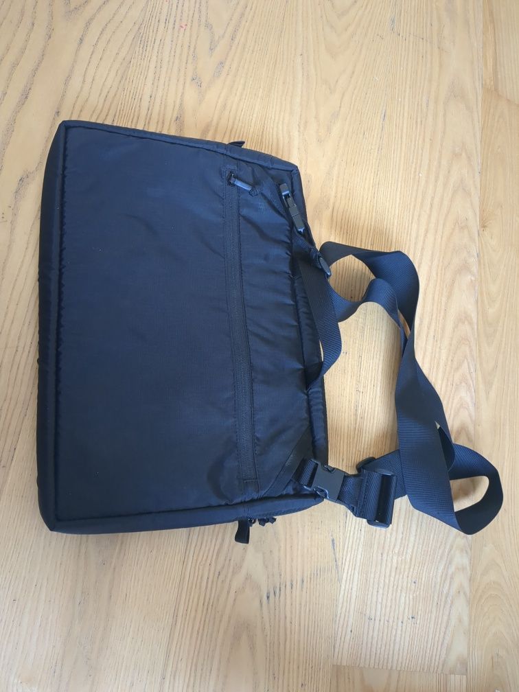 Torba Helikon Laptop Briefcase czarna na laptopa