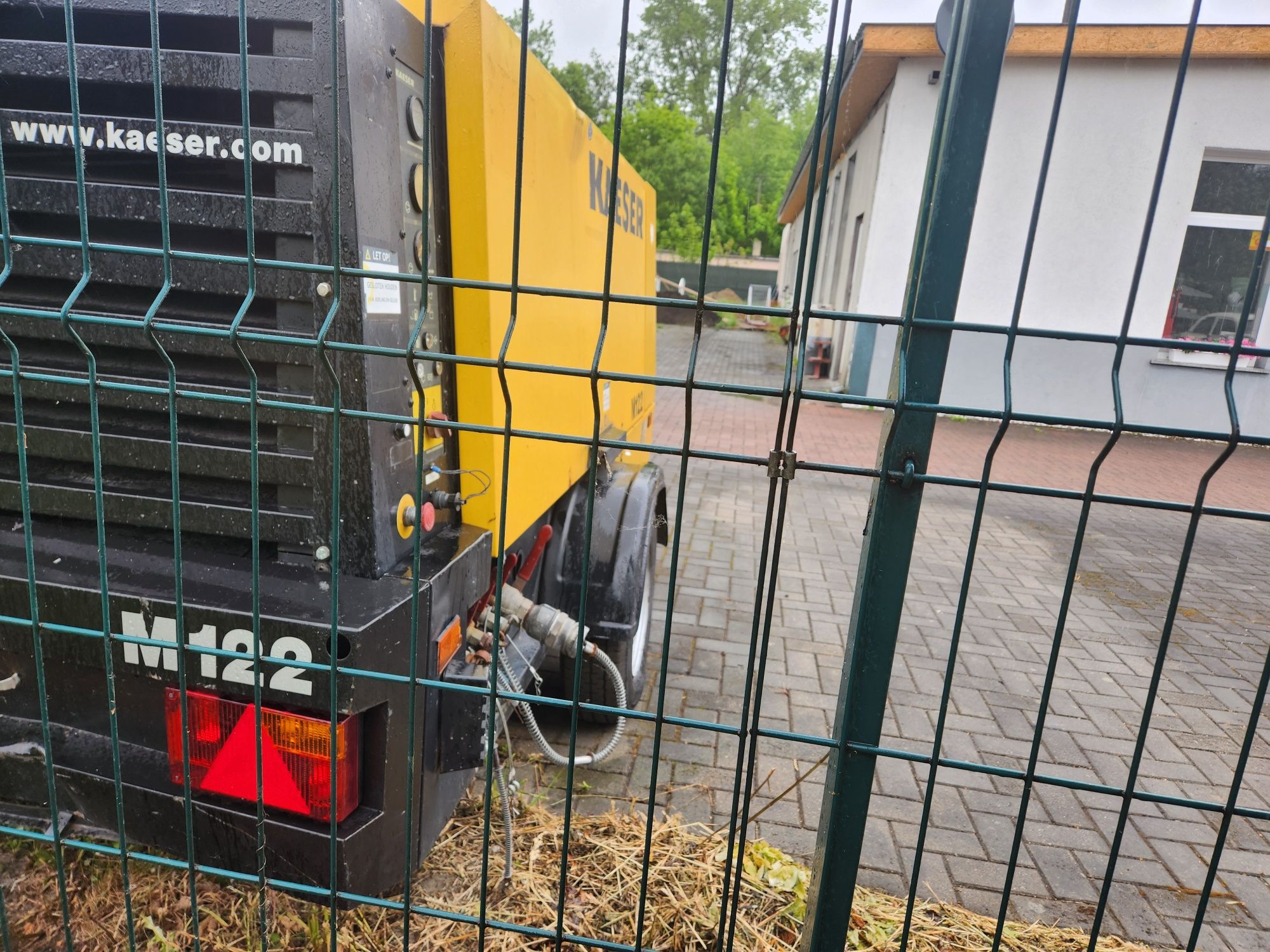 Zestaw Piaskarka +kompresor Kaeser M122 z dostawą i szkoleniem GRATIS