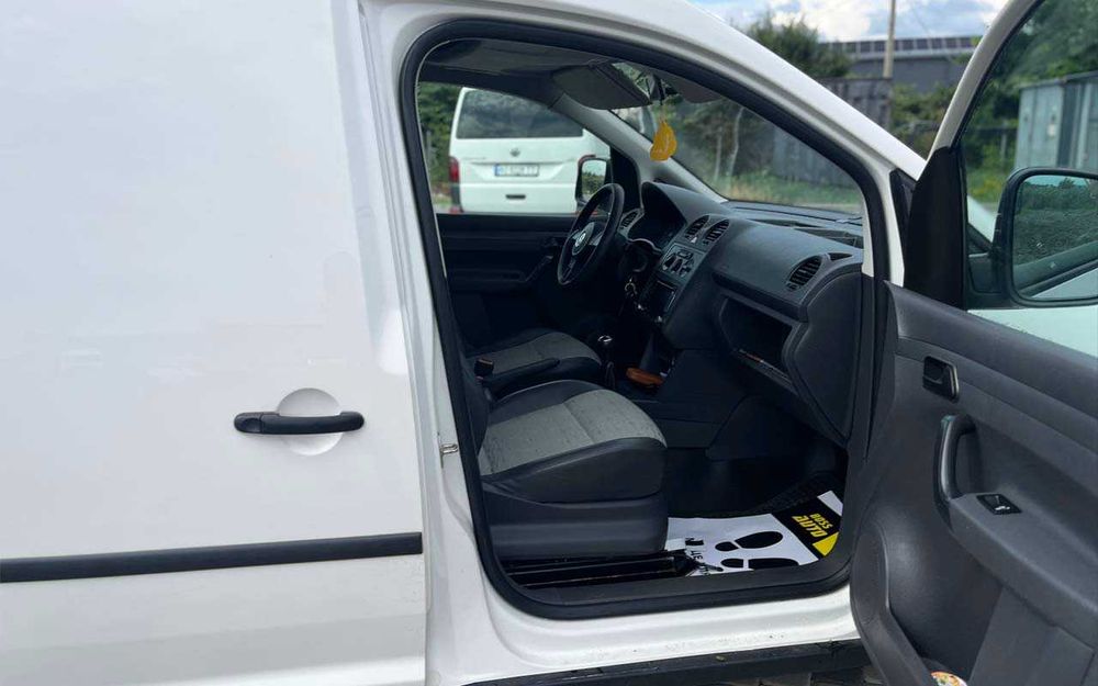 Volkswagen Caddy 2011