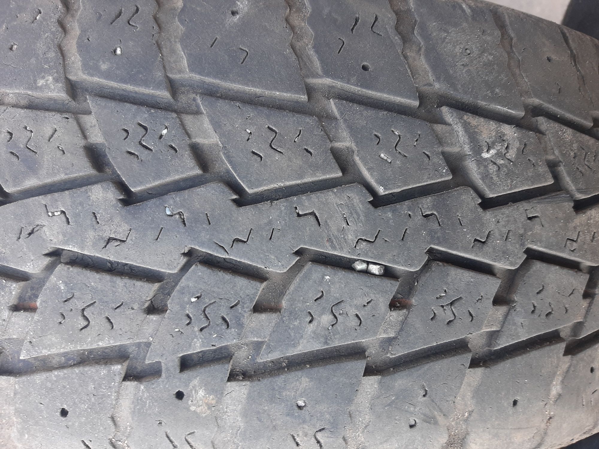 Шини зима r16c 195/65 104/102Q  kumho powergrip  kc11