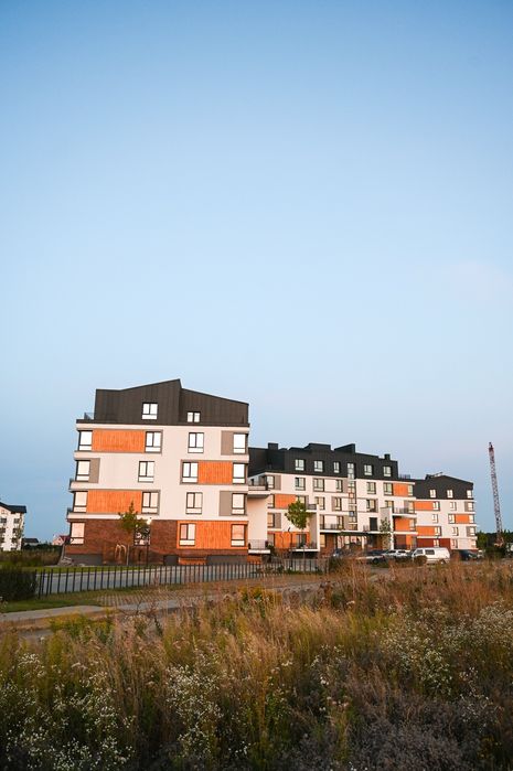 2к квартира 74 м/кв у розтермінування