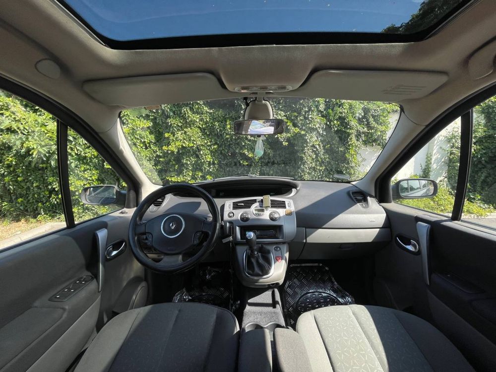 Renault Grand Scenic 1.9d//7os//panorama//dobry stan//doinwestowana//