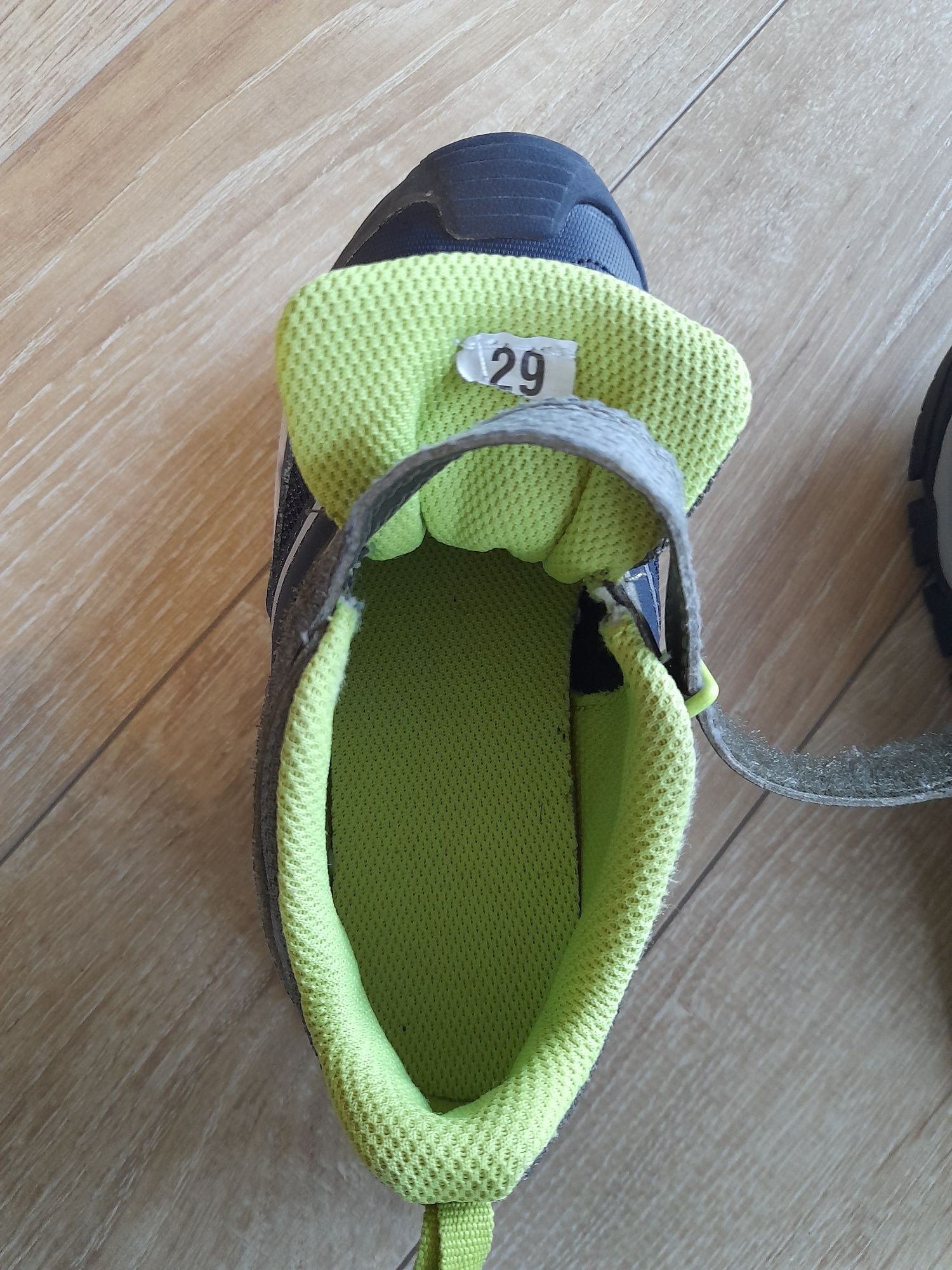 Buty dla chłopca roz. 29