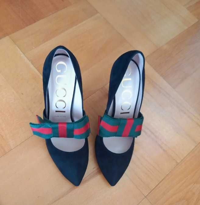 Buty na obcasie Gucci