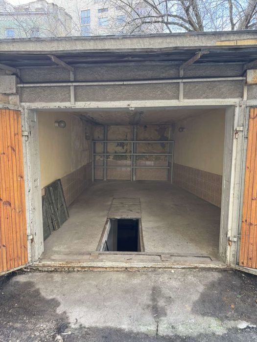 Гараж (бокс) у центрі Києва