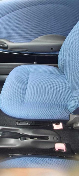 Fiat seiscento em excelente interiores e mecânica ,económico e fiável.
