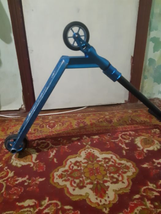 продам ИЛИ АБМЕН самакат кросер на скс стрит дека новый царапины коцки