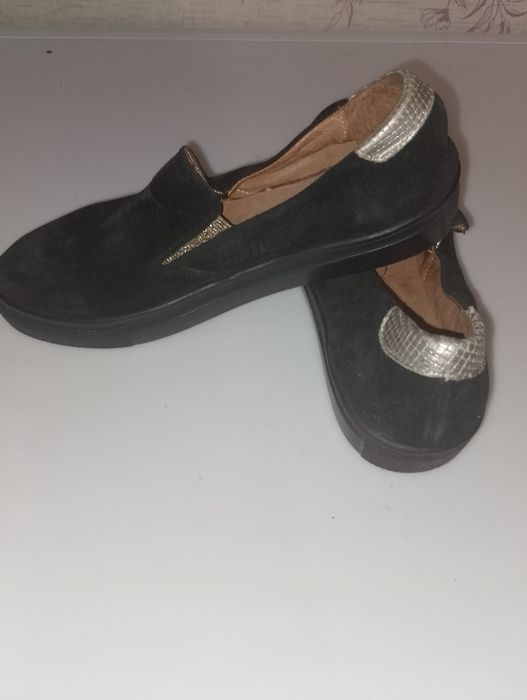 Замшові балетки нові