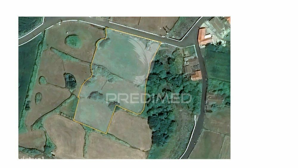Terreno Rústico com viabilidade de construção