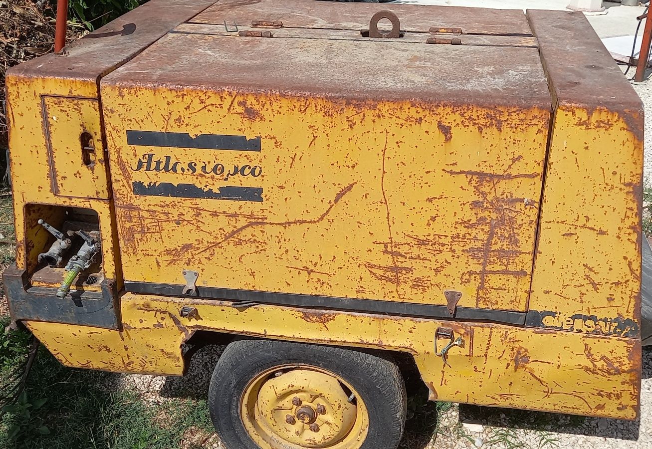 Compressor Atlas Copco XAS 40 a funcionar corretamente
