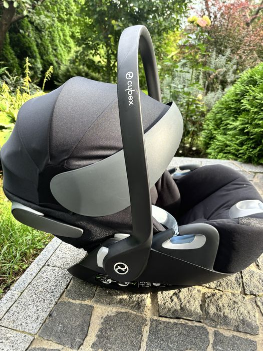 Автокрісло cybex z i -size  поштою  по передоплаті