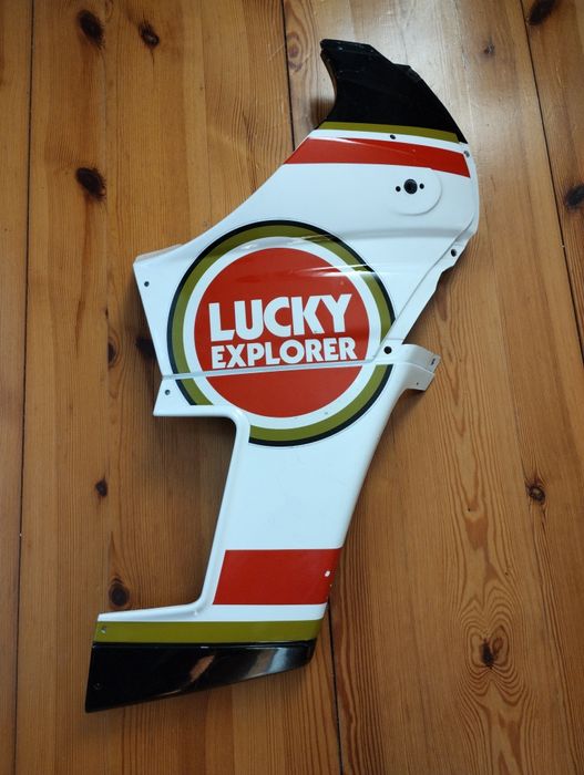 Cagiva elefant 900 boczek owiewka osłona prawa