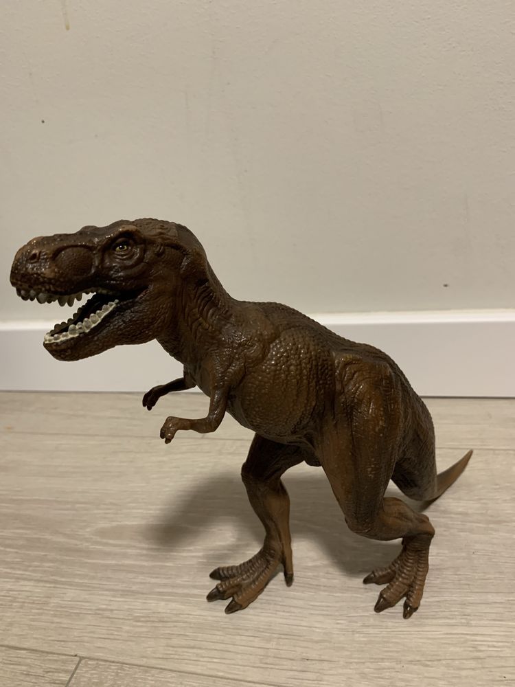 Conjunto de figuras de dinossauros