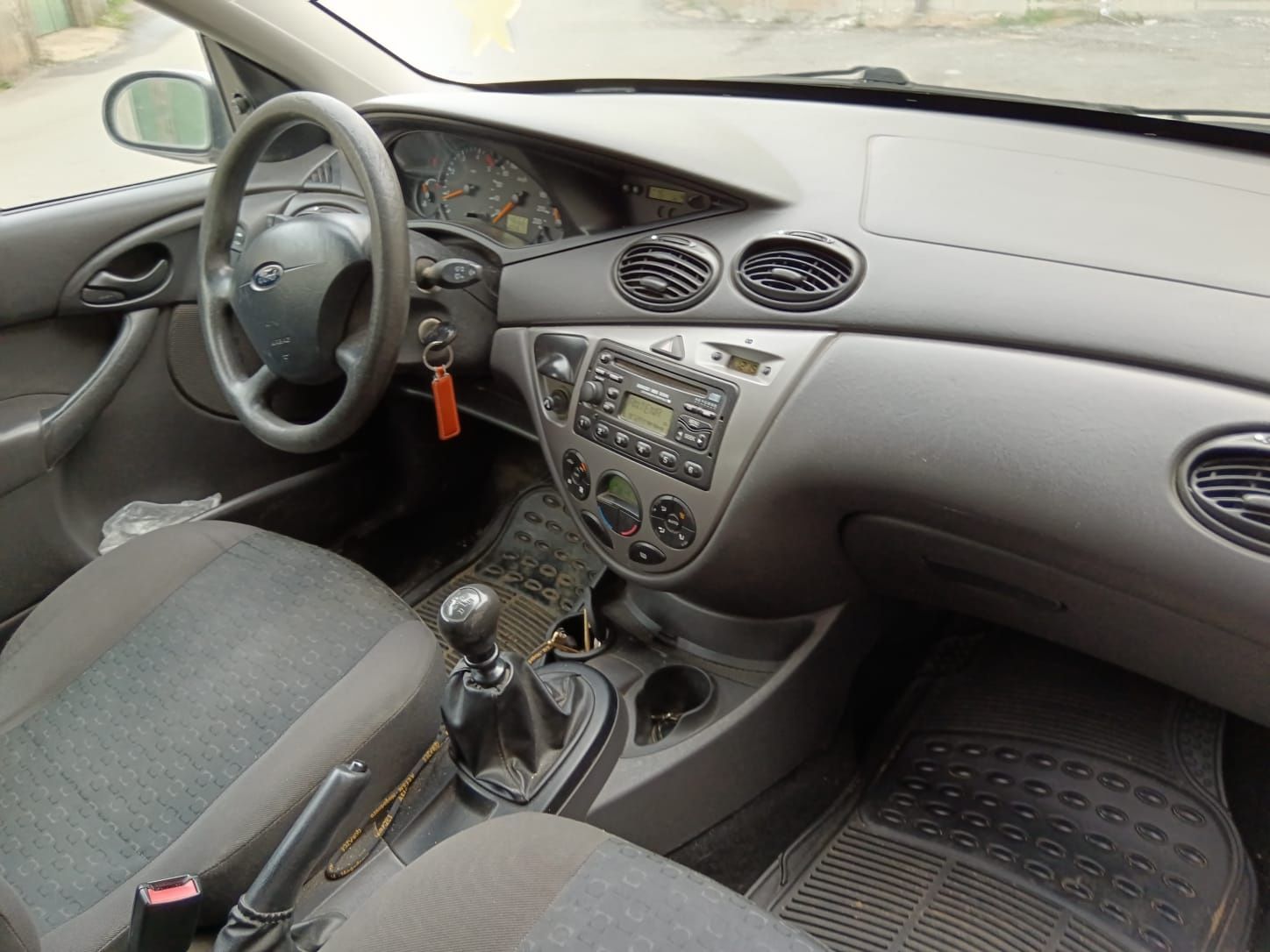 Ford Focus 1.8 - 2 lugares