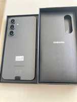 Fabrycznie nowy Samsung S 24 FE z akcesoriami
