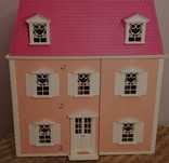 Domek dla lalek  Hello Kitty 70cm X 67cm X 31cm