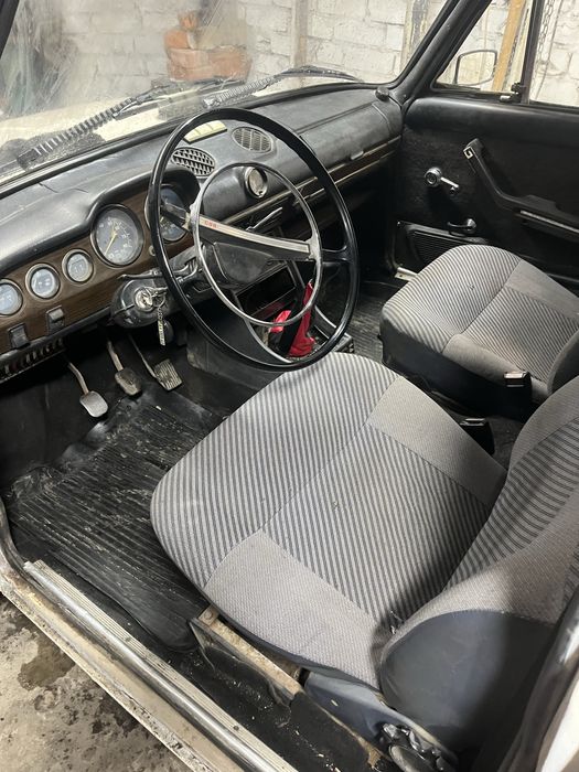 Продам ваз 21063