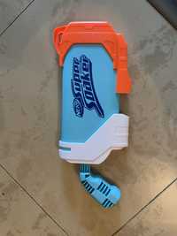 Nerf super soaker водяний пістолет